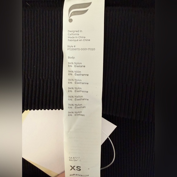 NWT Women's Fabletics Black Seamless Ribbed High-waisted Slit Legging Pants XS - Picture 3 of 7